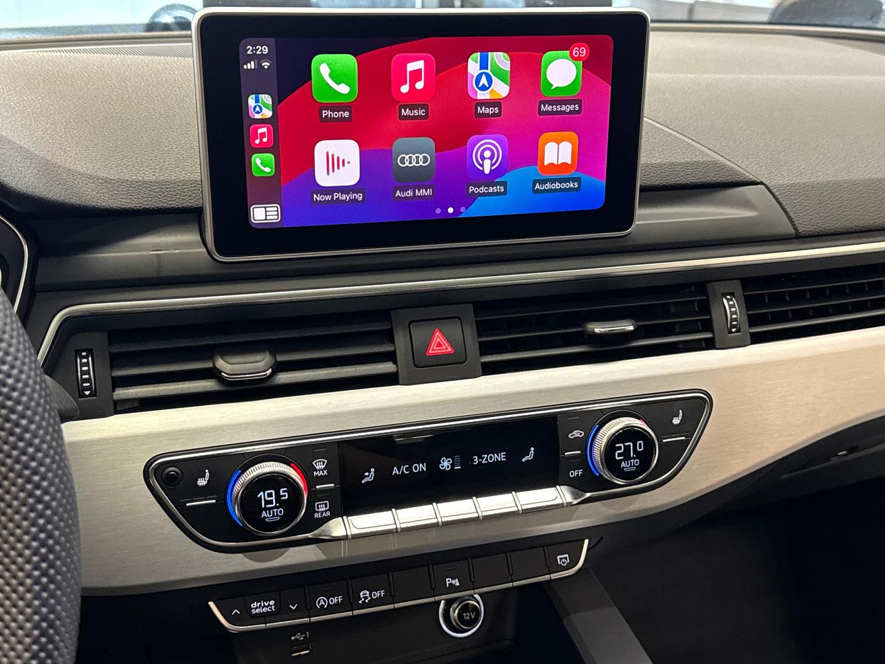 2019 Audi A4 PROGRESIV Quattro S Line+BSM+NewTires+CLEAN CARFAX Photo