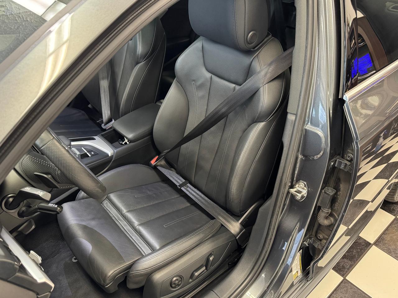 2019 Audi A4 PROGRESIV Quattro S Line+BSM+NewTires+CLEAN CARFAX Photo