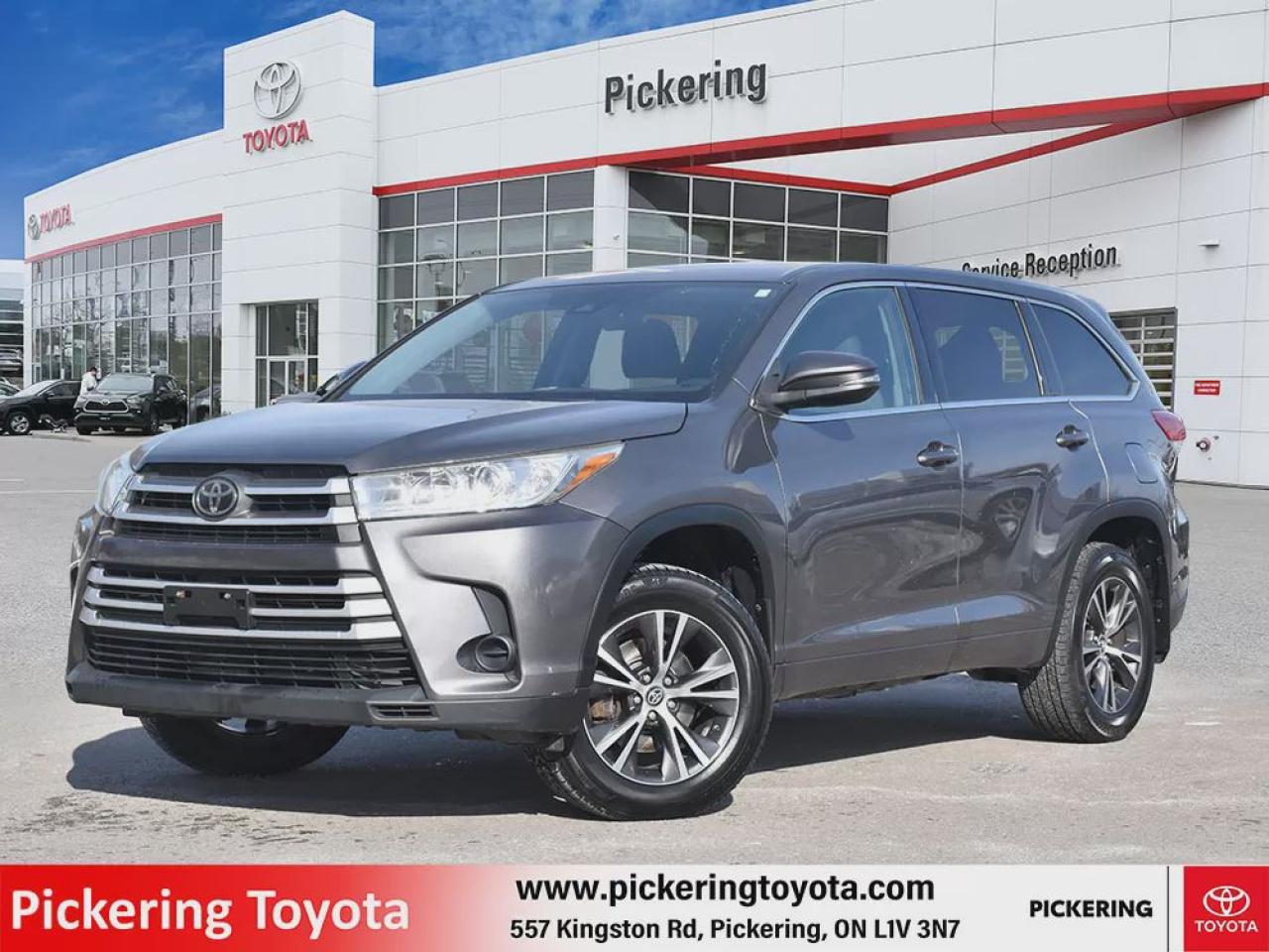 Used 2017 Toyota Highlander LE for sale in Pickering, ON