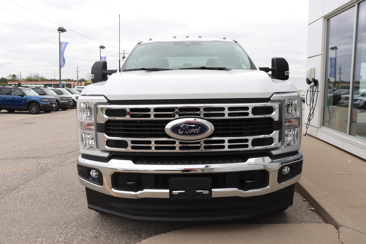 2025 Ford F-250 Super Duty SRW XLT 4WD CREW CAB 6.75' BOX Photo4