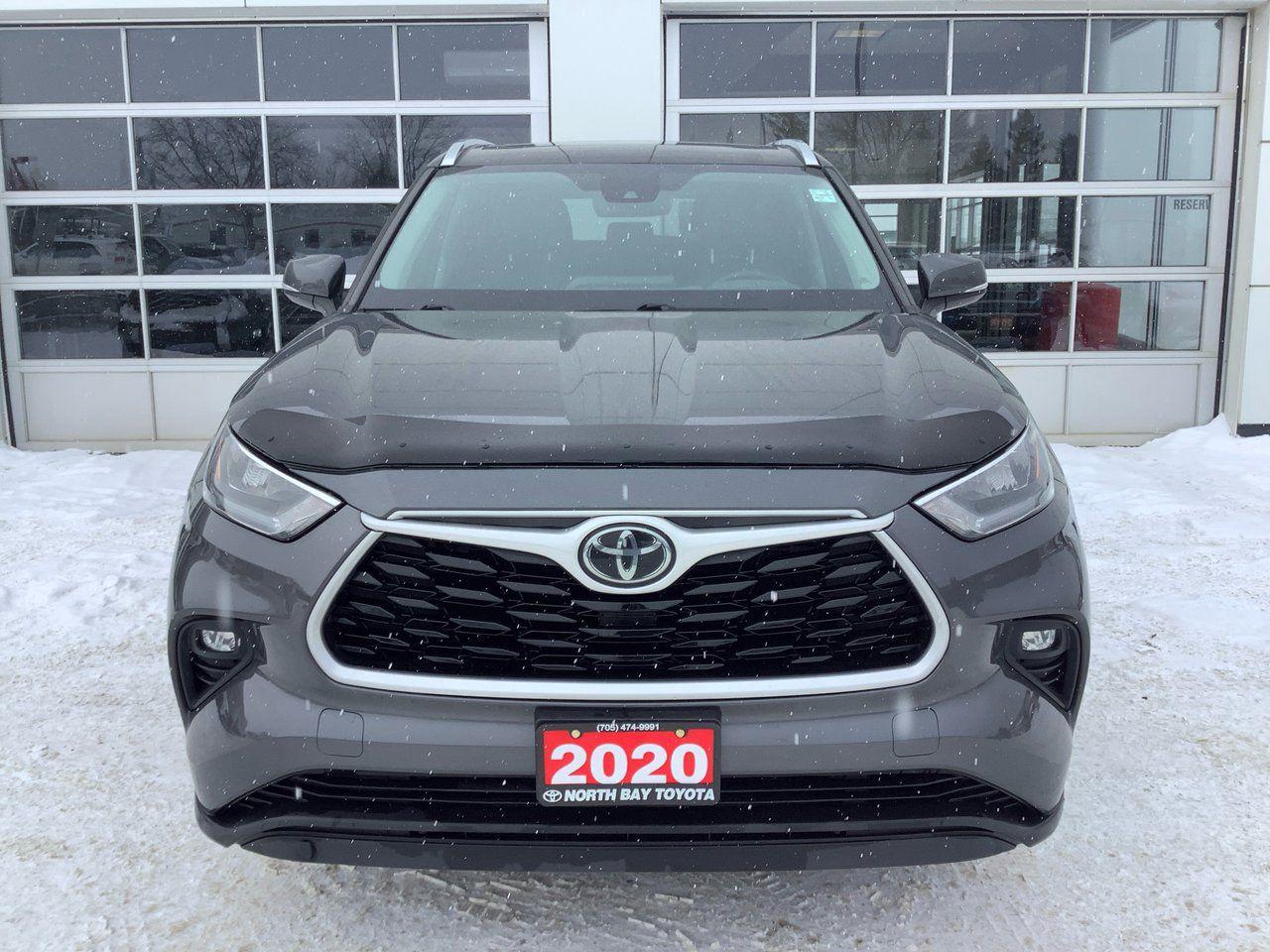 Used 2020 Toyota Highlander XLE for sale in North Bay, ON