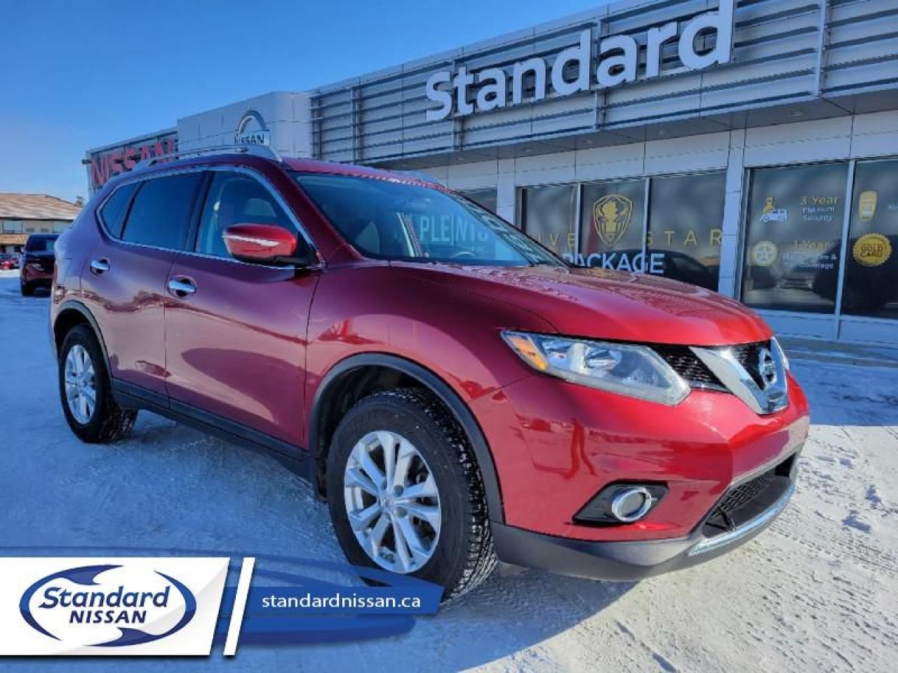 Used 2015 Nissan Rogue SV  - Sunroof -  Bluetooth -  Heated Seats for sale in Swift Current, SK