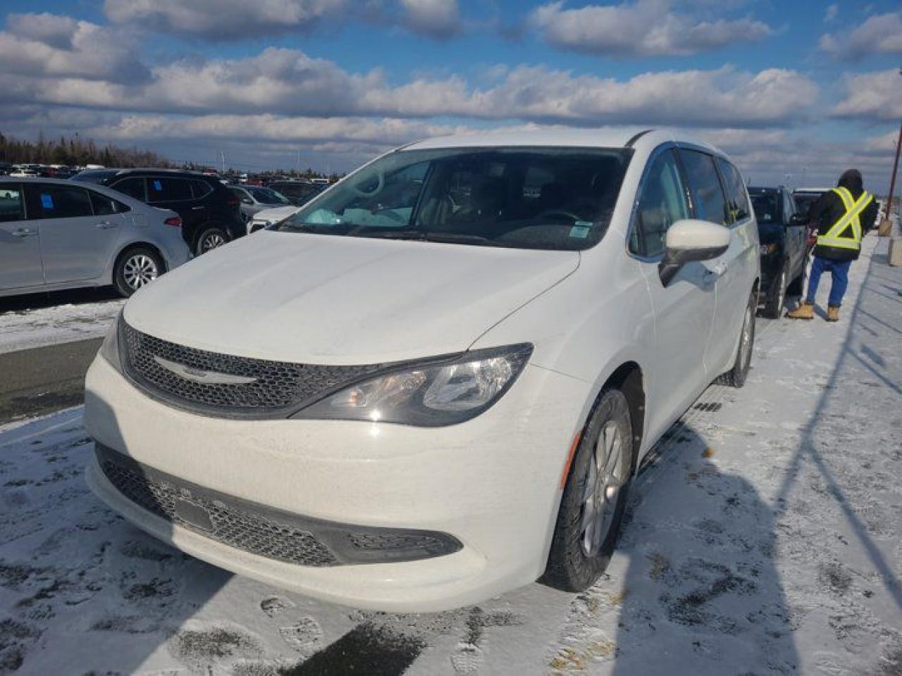 Used 2023 Dodge Grand Caravan SXT | Power Sliding Doors + Hatch | Heated Steering + Seats | CarPlay + Android | Rear Camera + more for sale in Guelph, ON