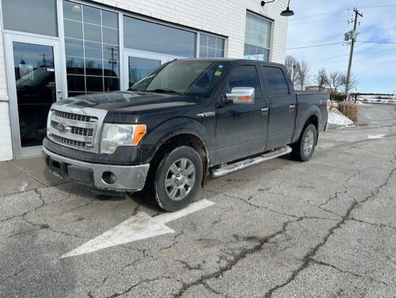 Used 2013 Ford F-150 Cab SuperCrew 2RM 145 po XLT for sale in Watford, ON