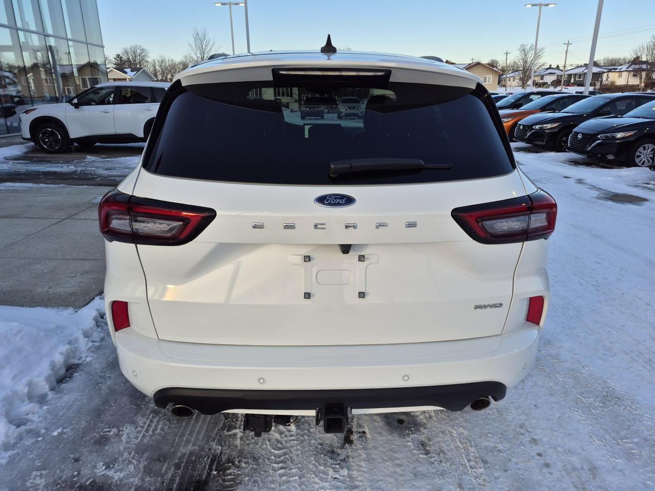 2024 Ford Escape ST LINE SELECT AWD TOW PKG - PANORAMIC SUNROOF Photo4