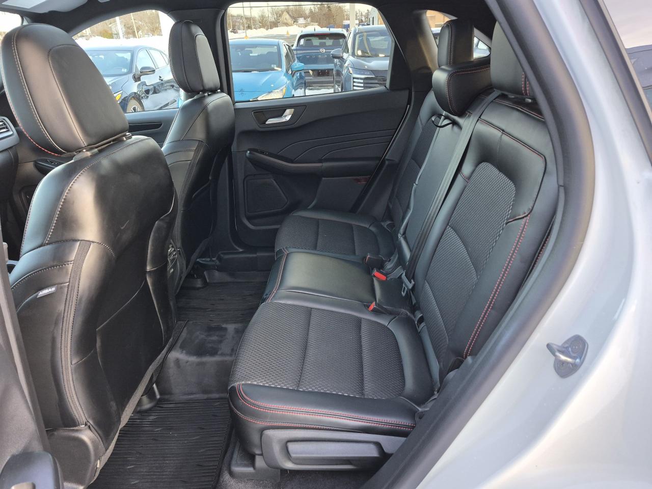 2024 Ford Escape ST LINE SELECT AWD TOW PKG - PANORAMIC SUNROOF Photo11