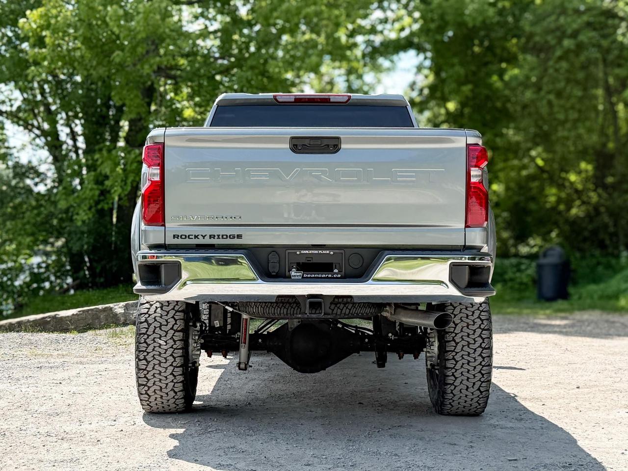 2025 Chevrolet Silverado 3500HD Work Truck ROCKY RIDGE PACKAGE - 6.6L V8 WORK TRUCK WITH REMOTE ENTRY, HITCH GUIDANCE WITH HITCH VIEW, INTELLIBEAM, HD REAR VISION CAMERA Photo3