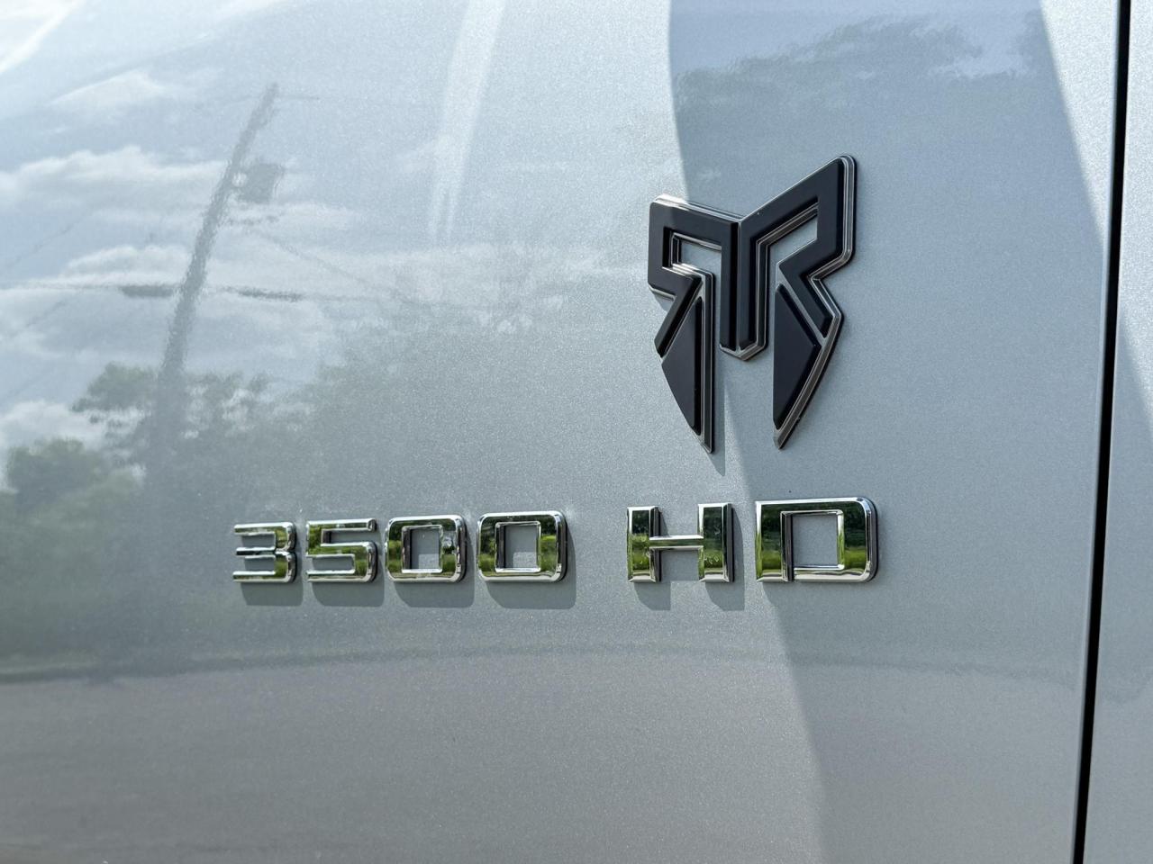 2025 Chevrolet Silverado 3500HD Work Truck ROCKY RIDGE PACKAGE - 6.6L V8 WORK TRUCK WITH REMOTE ENTRY, HITCH GUIDANCE WITH HITCH VIEW, INTELLIBEAM, HD REAR VISION CAMERA Photo