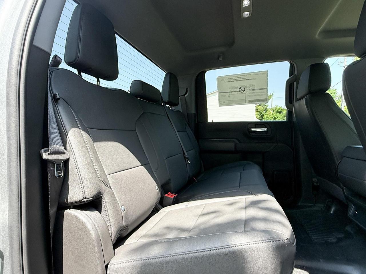 2025 Chevrolet Silverado 3500HD Work Truck ROCKY RIDGE PACKAGE - 6.6L V8 WORK TRUCK WITH REMOTE ENTRY, HITCH GUIDANCE WITH HITCH VIEW, INTELLIBEAM, HD REAR VISION CAMERA Photo