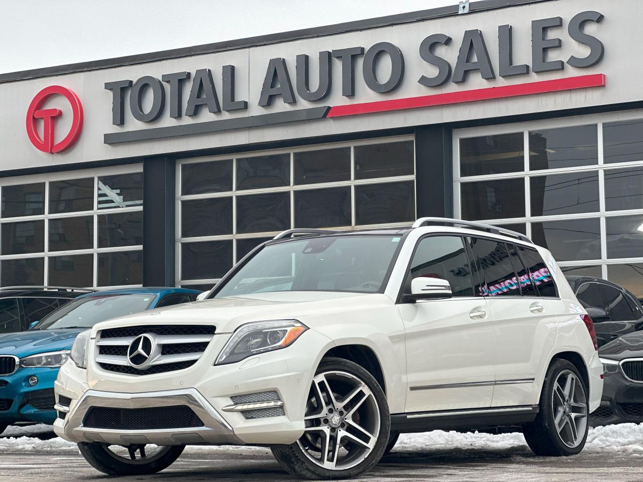 Used 2013 Mercedes-Benz GLK-Class GLK350 //AMG SPORT | PREMIUM LEATHER | PANO ROOF | for sale in North York, ON