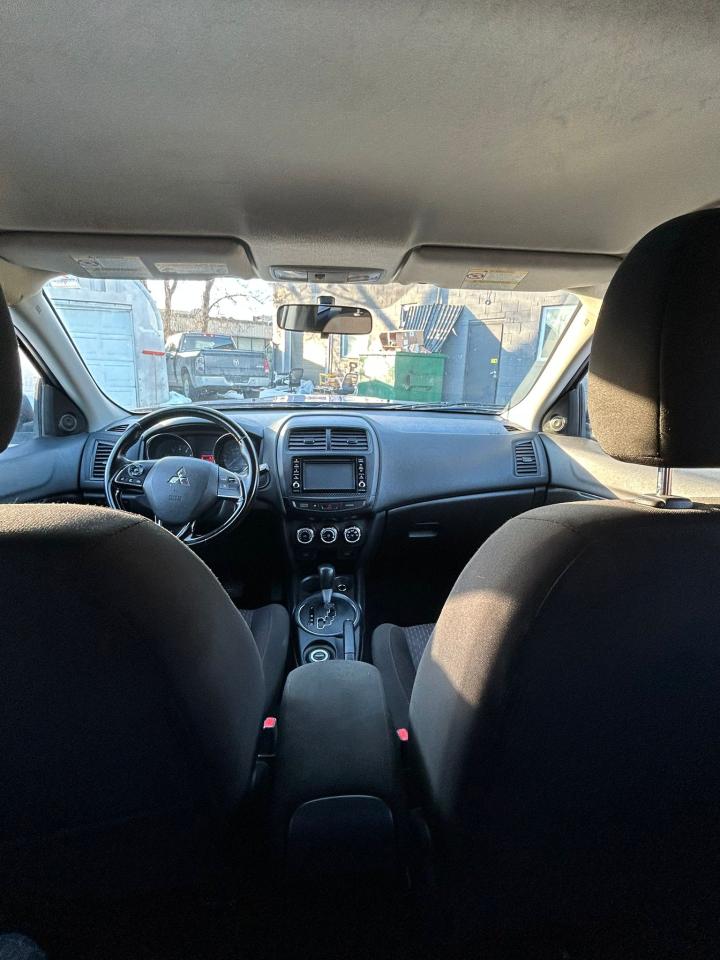 2017 Mitsubishi RVR SE Photo