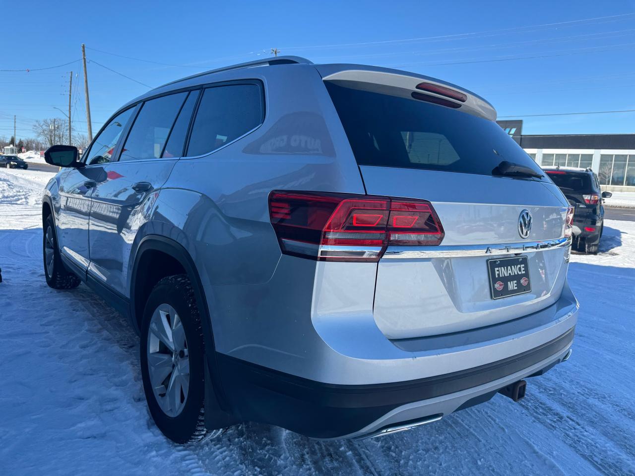 2018 Volkswagen Atlas Trendline 3.6 FSI 4MOTION - Photo #4