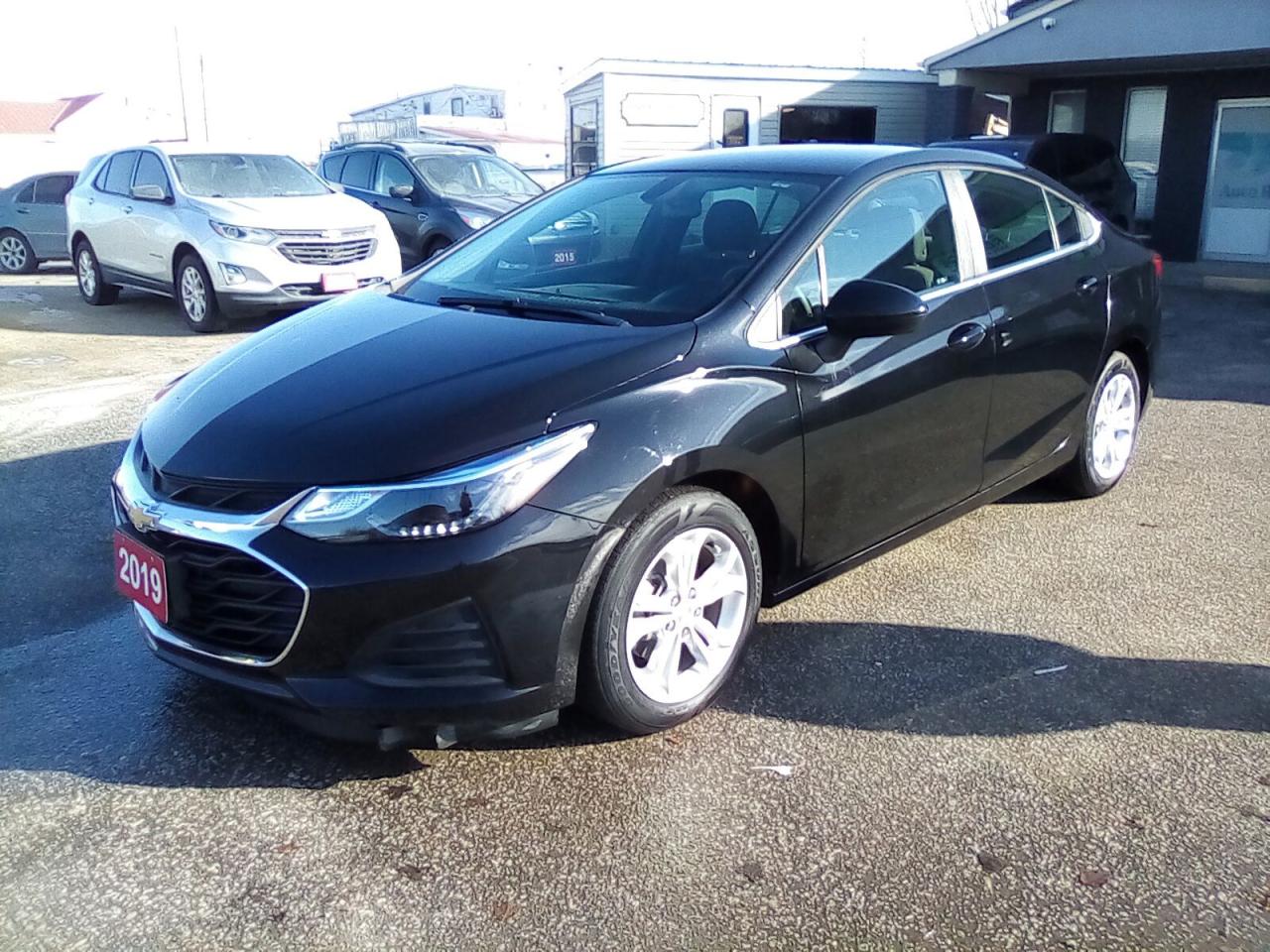 Used 2019 Chevrolet Cruze LT AUTO for sale in Leamington, ON