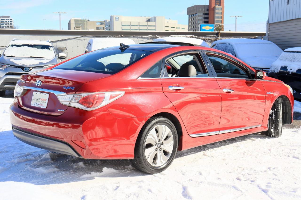 2014 Hyundai Sonata Hybrid Limited | Leather | Pano Roof | Nav Cam | 1 owner Photo49