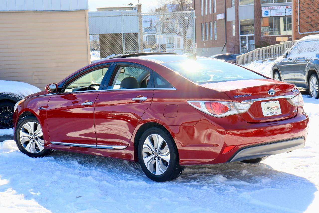 2014 Hyundai Sonata Hybrid Limited | Leather | Pano Roof | Nav Cam | 1 owner Photo47