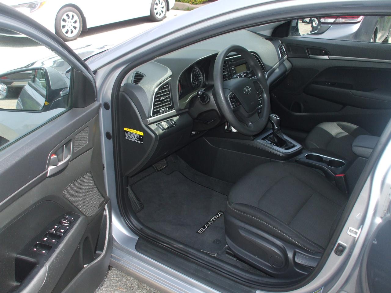 2017 Hyundai Elantra Certified,Bluetooth,Clean CarFax,2 Set of Keys - Photo #10