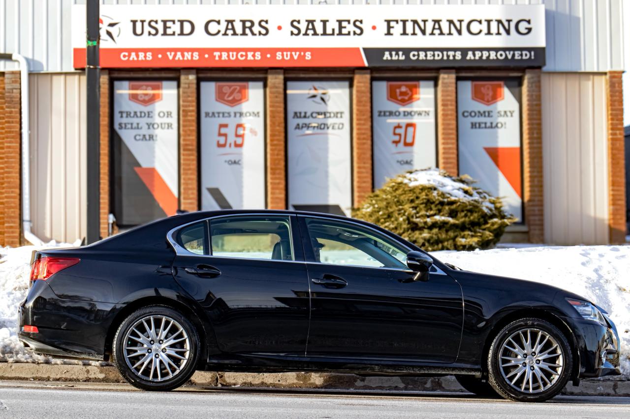 2015 Lexus GS 350 AWD | Leather | Roof | Nav Cam | Immaculate Shape Photo40