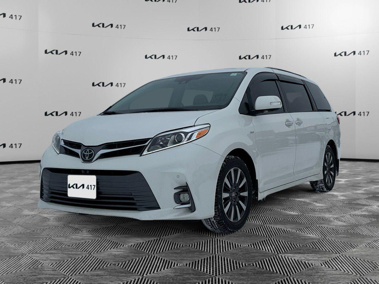 Used 2018 Toyota Sienna XLE 7-Passenger AWD for sale in Gloucester, ON