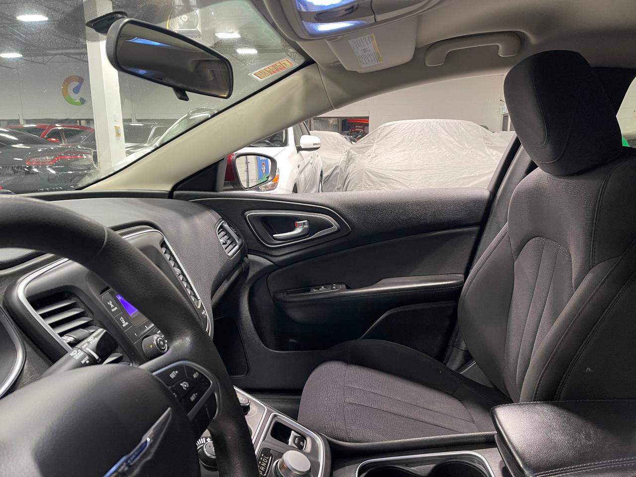 2015 Chrysler 200 LX - Photo #14