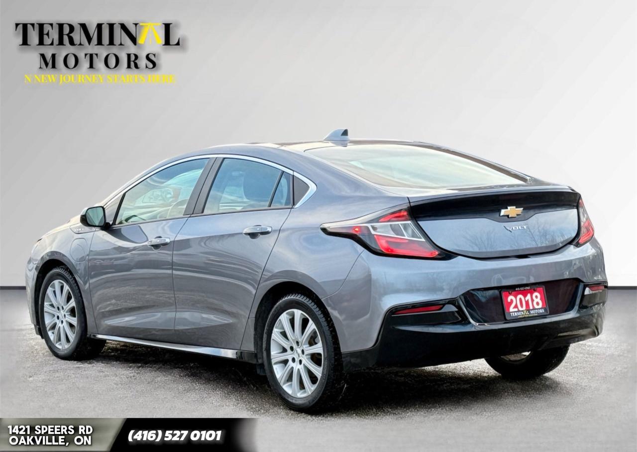 2018 Chevrolet Volt 5dr Hb Lt Photo2