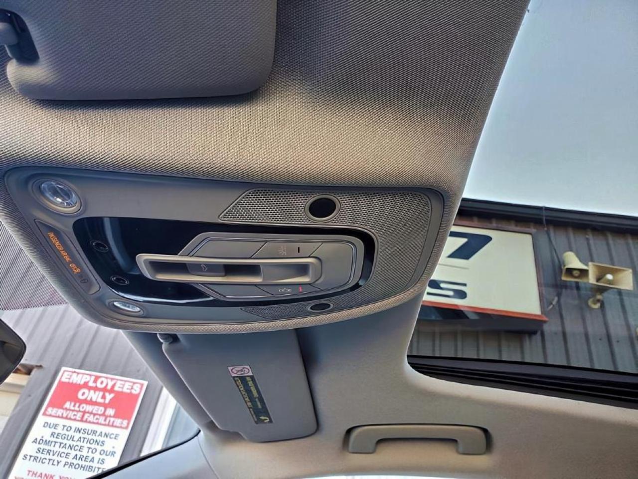 2017 Audi A4 Komfort (AWD)-"NO TAX SALE-MAX $2000-LTD TIME ONLY - Photo #17