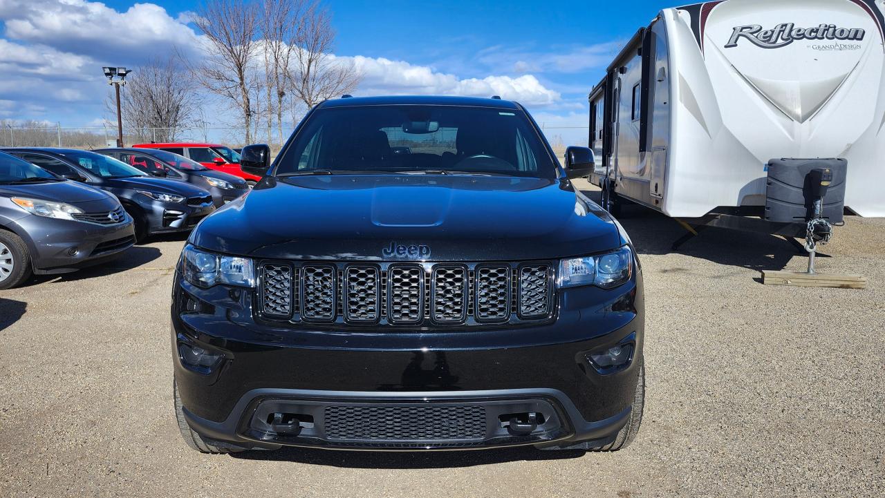 2019 Jeep Grand Cherokee Upland 4x4, Sunroof,Nav, Blindspot, BU Cam, Remote - Photo #2