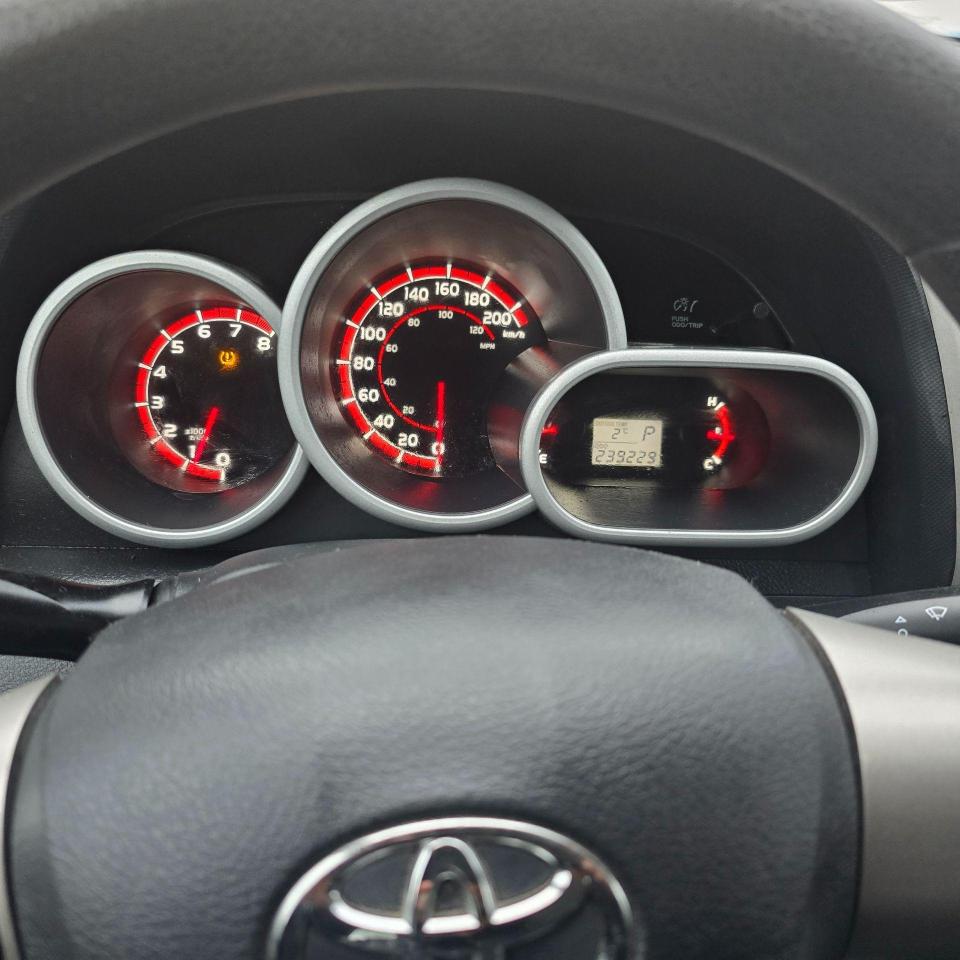 2011 Toyota Matrix 4DR WGN AUTO FWD - Photo #13