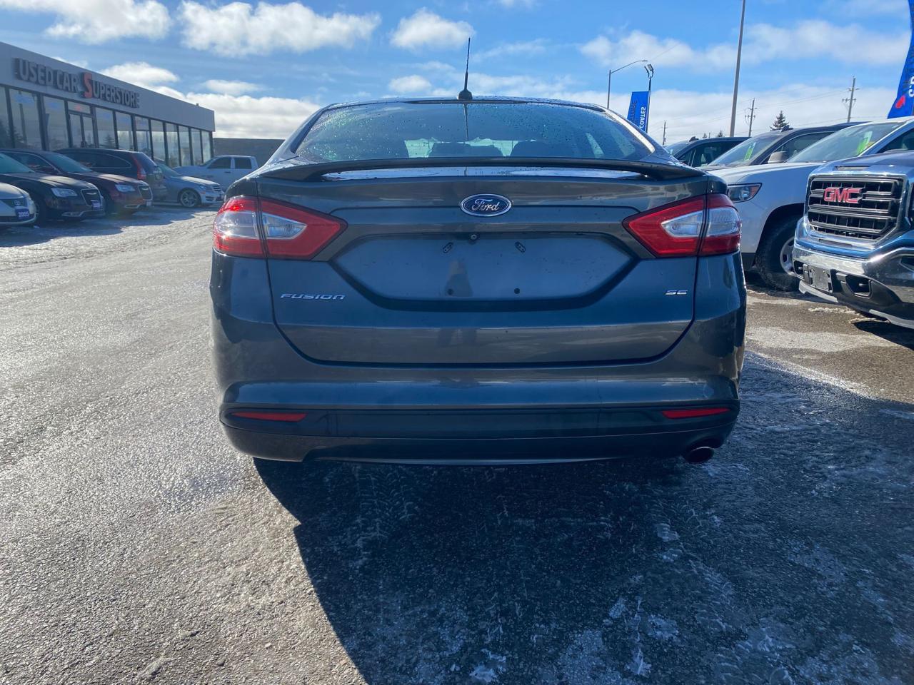 2015 Ford Fusion SE ~Heated ~Alloy wheels ~A/C ~Backup Cam Photo3