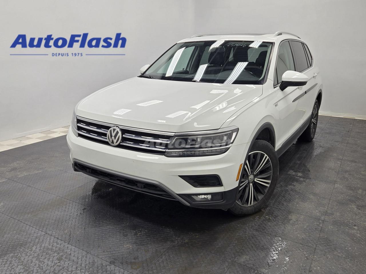 Used 2018 Volkswagen Tiguan HIGHLINE, AUDIO FENDER, VRAI CUIR, TOIT OUVRANT for sale in Saint-Hubert, QC