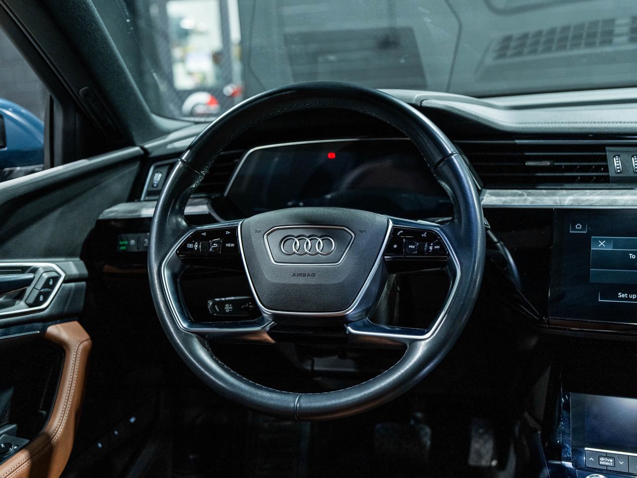 2024 Audi Q8 e-tron Quattro/PANO/NAV/22IN RIMS/HUD/360CAM/CLEAN CARFAX Photo