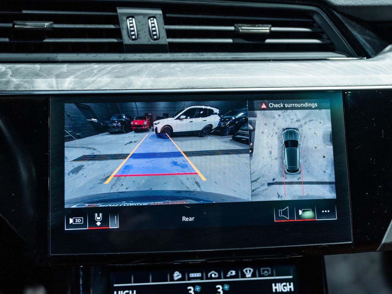 2024 Audi Q8 e-tron QUATTRO| ADAPTIVE CRUISE|1OWNER|NO ACCIDENT|LOW KM Photo