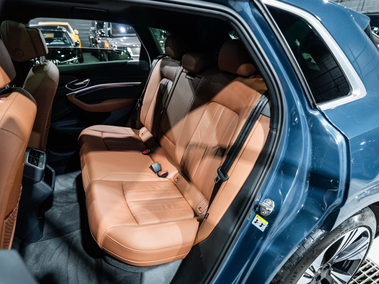 2024 Audi Q8 e-tron Quattro/PANO/NAV/22IN RIMS/HUD/360CAM/CLEAN CARFAX Photo