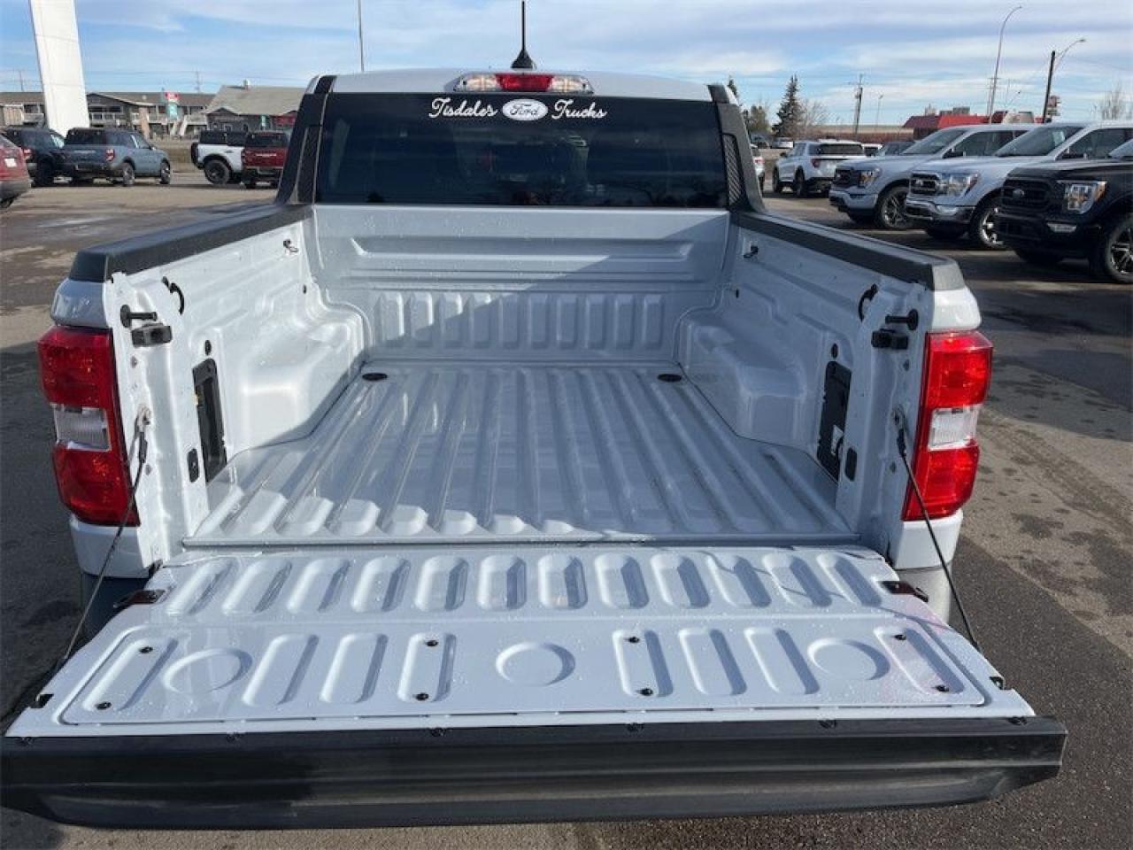 2025 Ford Maverick XLT  - Sunroof Photo5