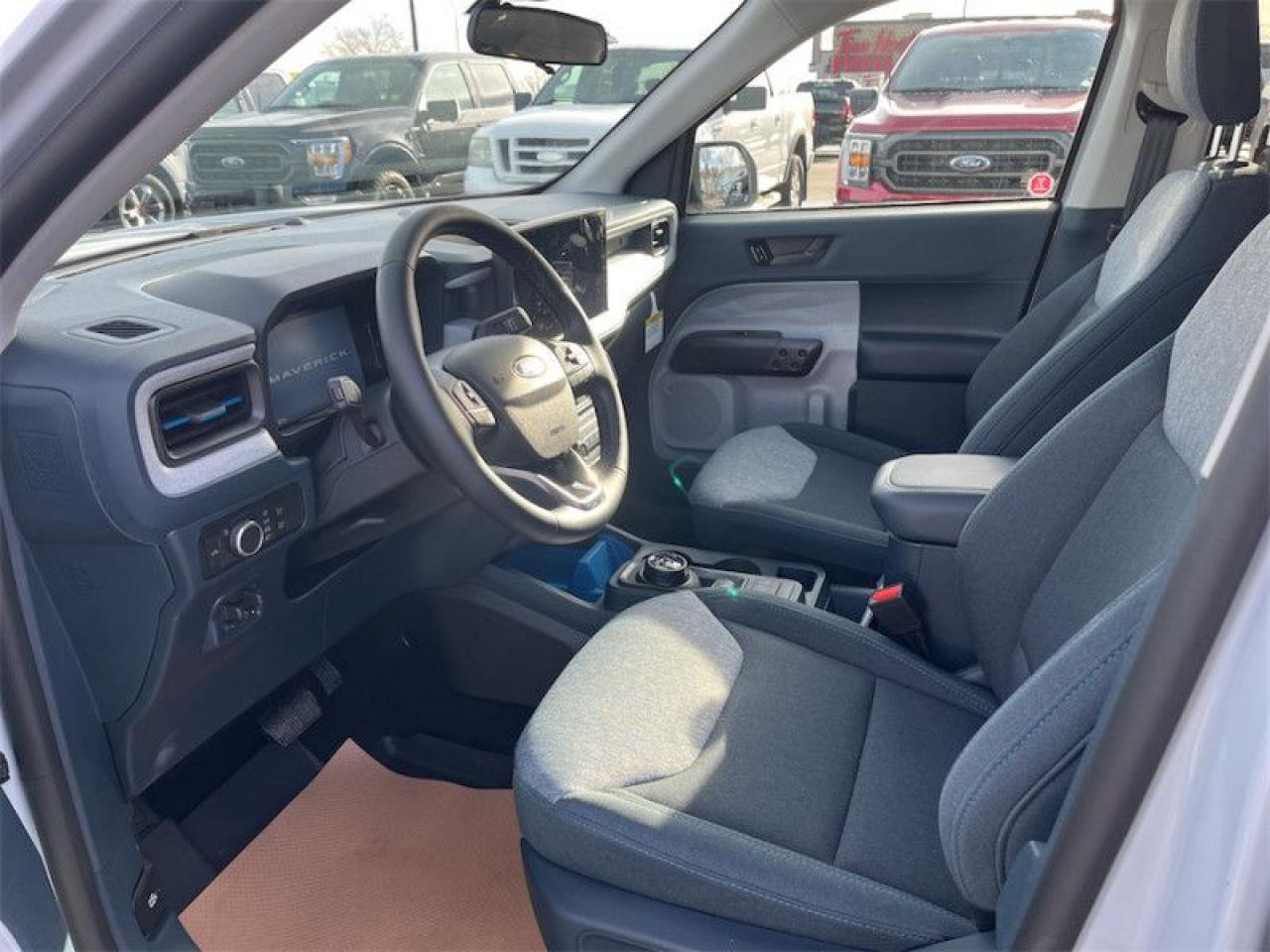 2025 Ford Maverick XLT  - Sunroof Photo5