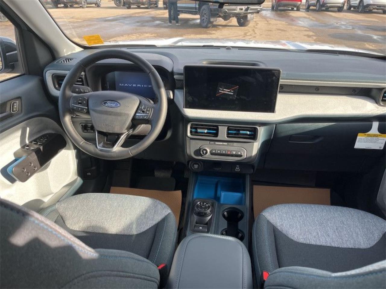 2025 Ford Maverick XLT  - Sunroof Photo5