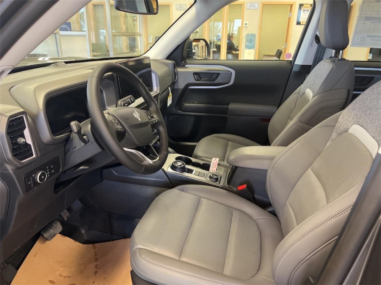 2025 Ford Bronco Sport Badlands  - Sunroof Photo5