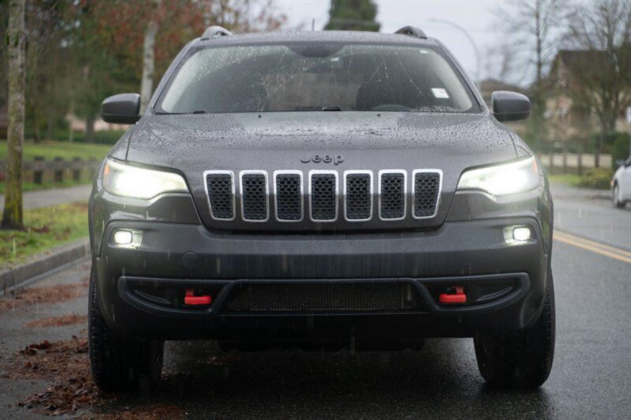 Used 2020 Jeep Cherokee Trailhawk for sale in Surrey, BC