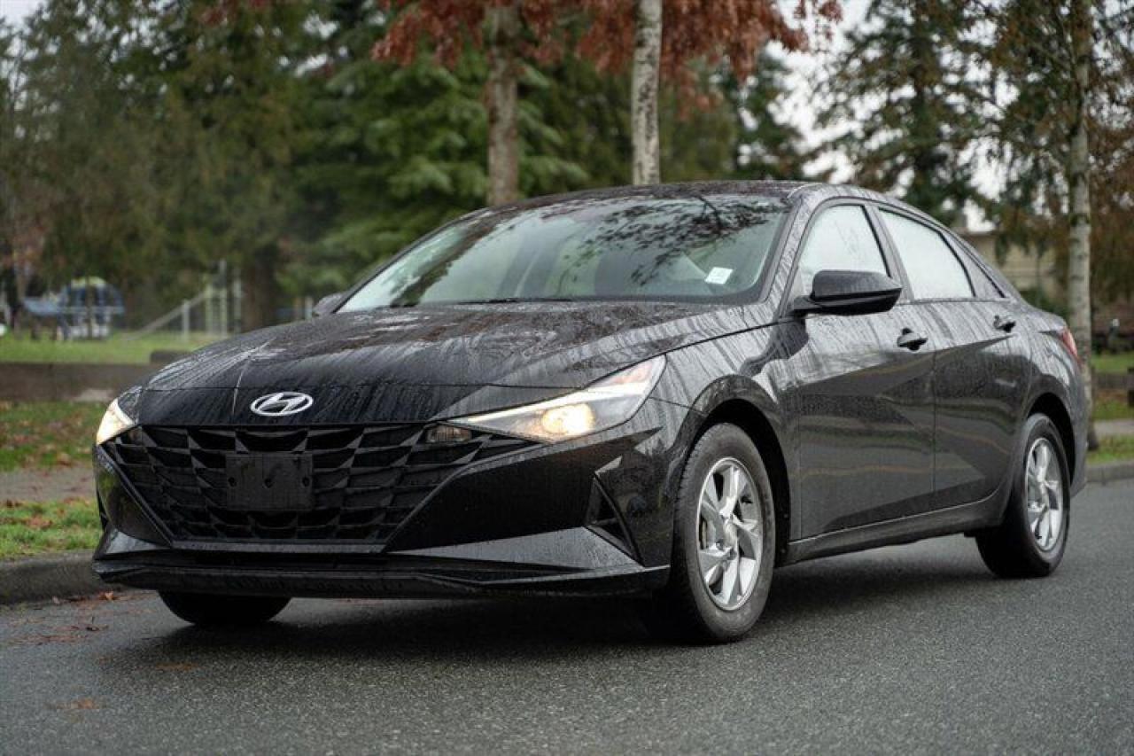 Used 2022 Hyundai Elantra SEL IVT for sale in Surrey, BC