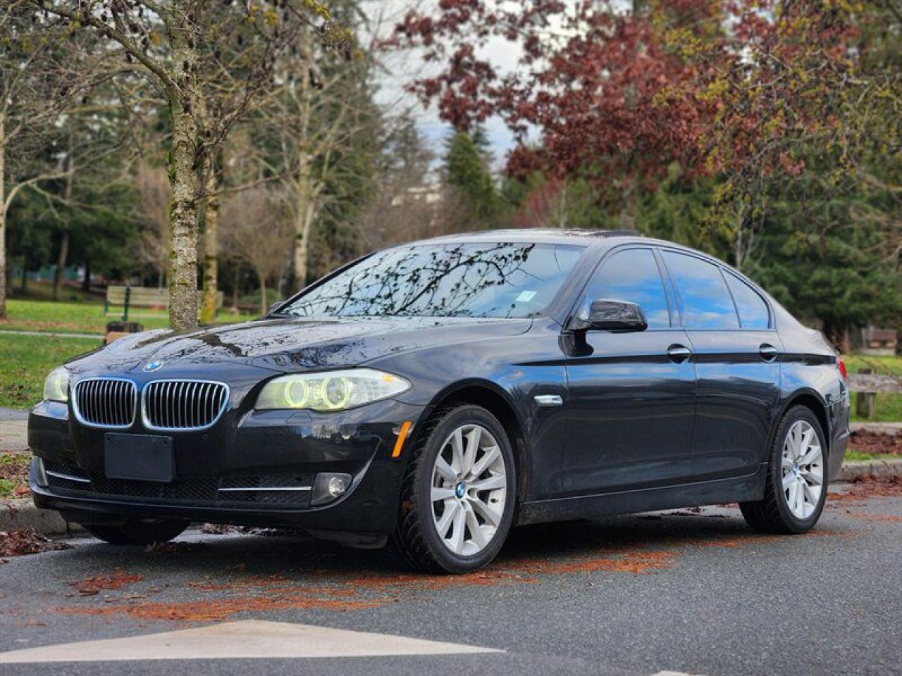 Used 2011 BMW 5 Series 528i for sale in Surrey, BC