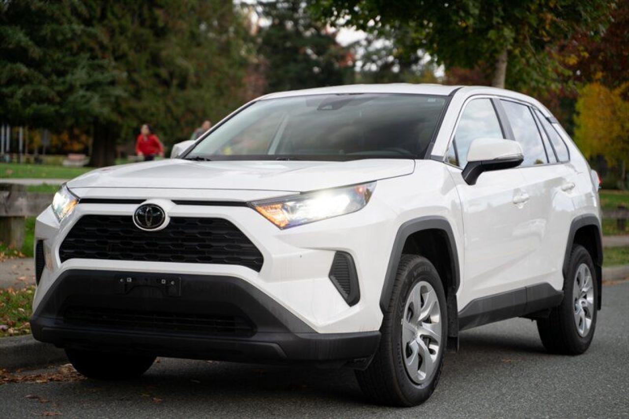 Used 2022 Toyota RAV4 LE for sale in Surrey, BC