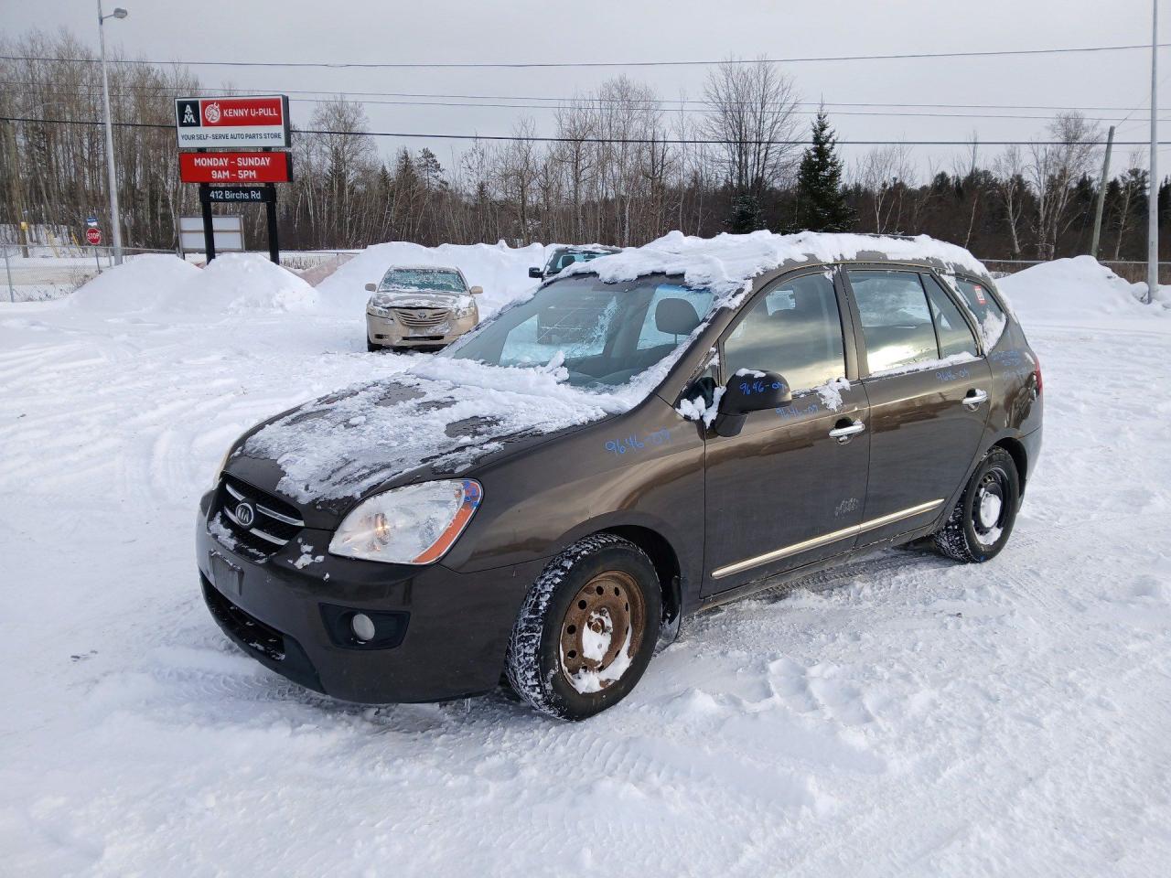 Used 2009 Kia Rondo EX for sale in North Bay, ON