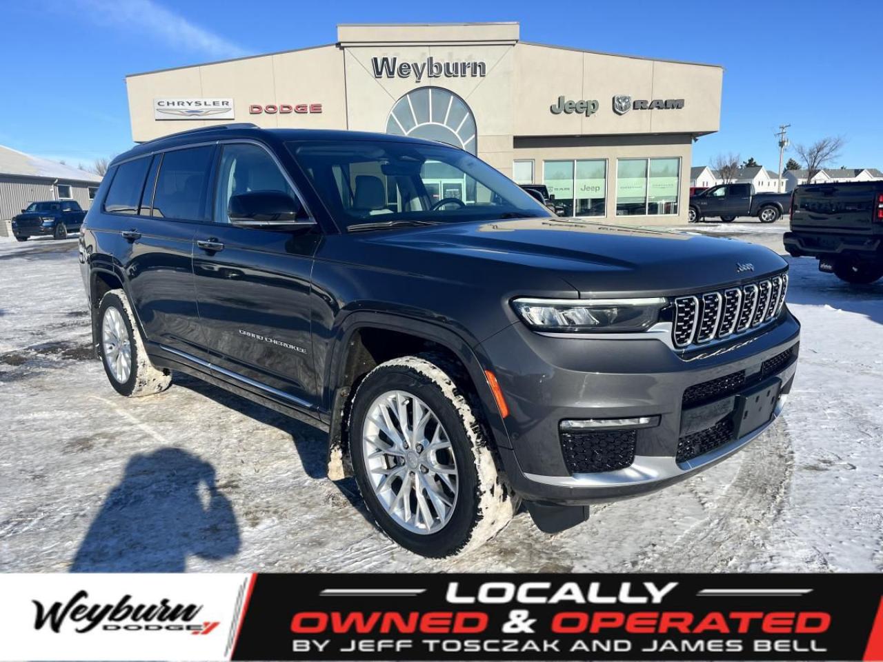 Used 2021 Jeep Grand Cherokee L Summit 4x4 for sale in Weyburn, SK