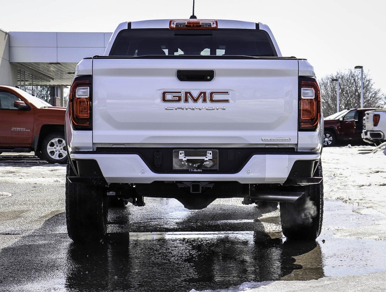 2025 GMC Canyon Elevation Photo3