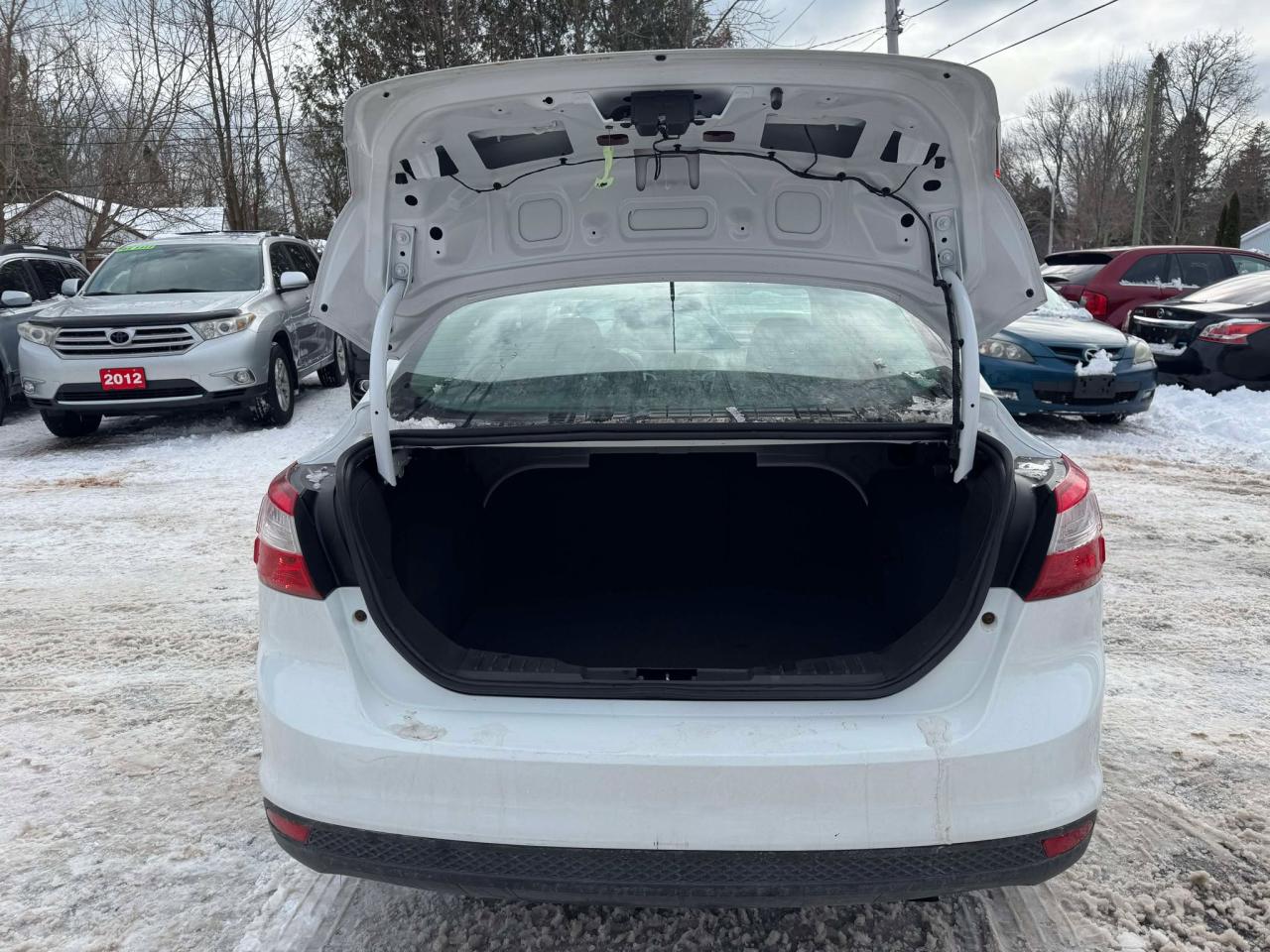 2014 Ford Focus SE - Photo #9