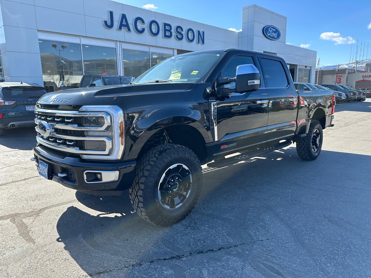 2024 Ford F-350 Super Duty SRW PLATINUM Photo0