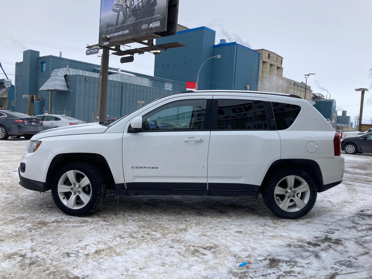 2014 Jeep Compass 4WD 4DR NORTH - Photo #3