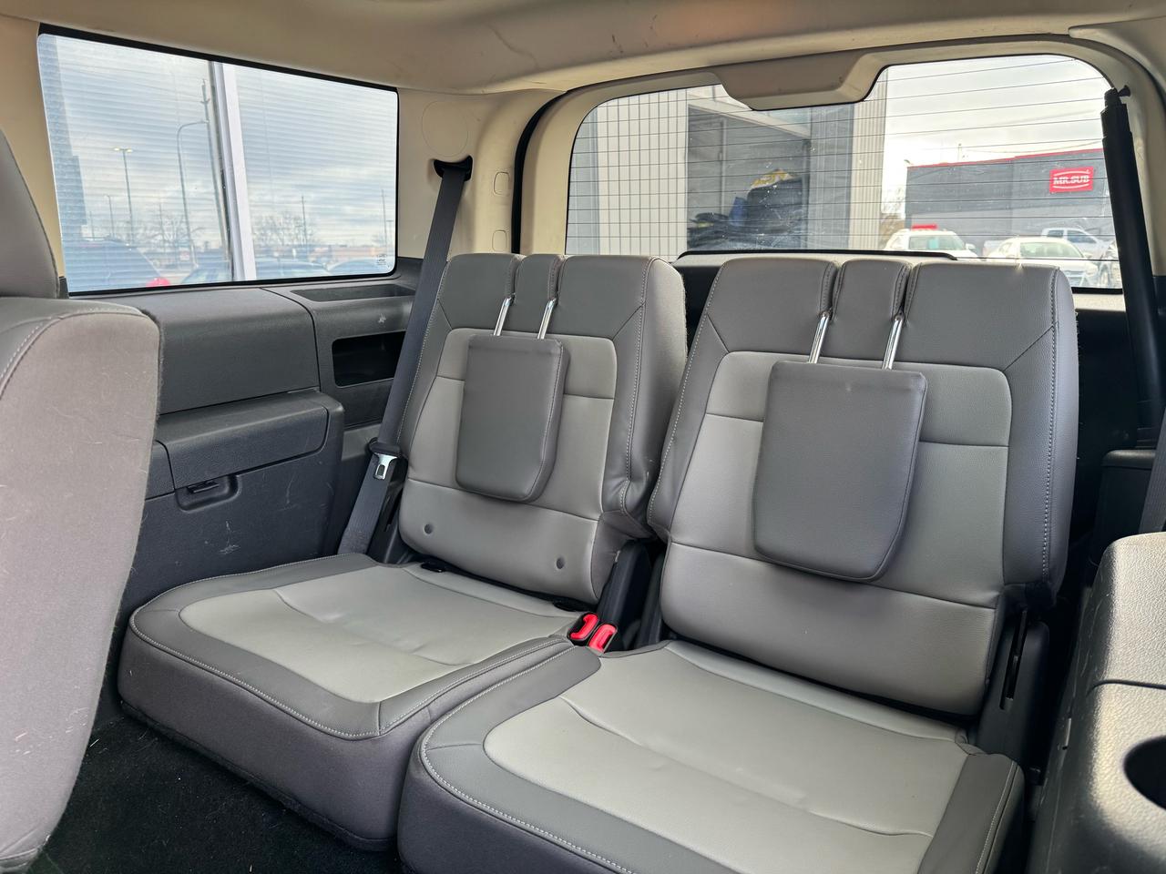 2016 Ford Flex SEL Photo