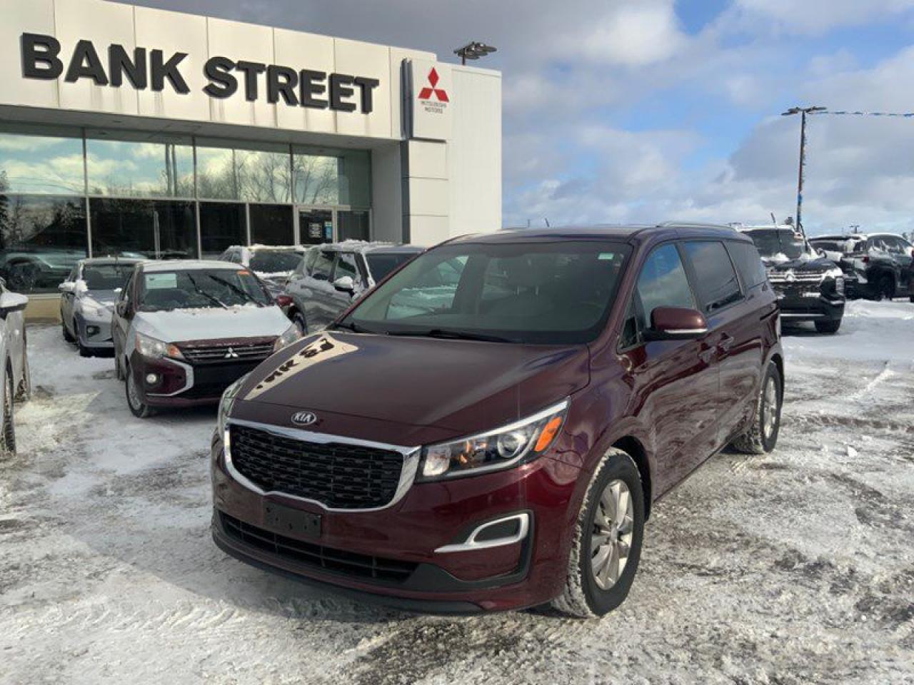 Used 2019 Kia Sedona LX FWD for sale in Gloucester, ON