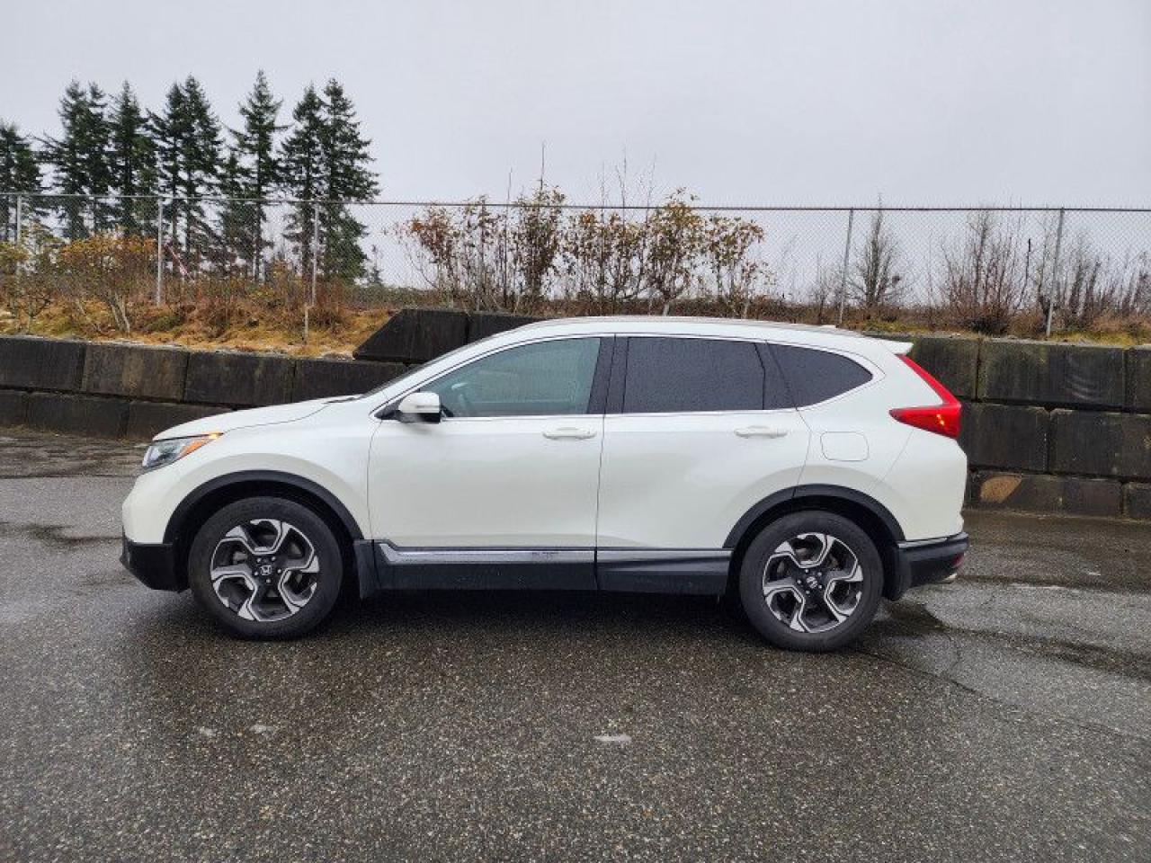 Used 2018 Honda CR-V Touring AWD  - Low Mileage for sale in Abbotsford, BC