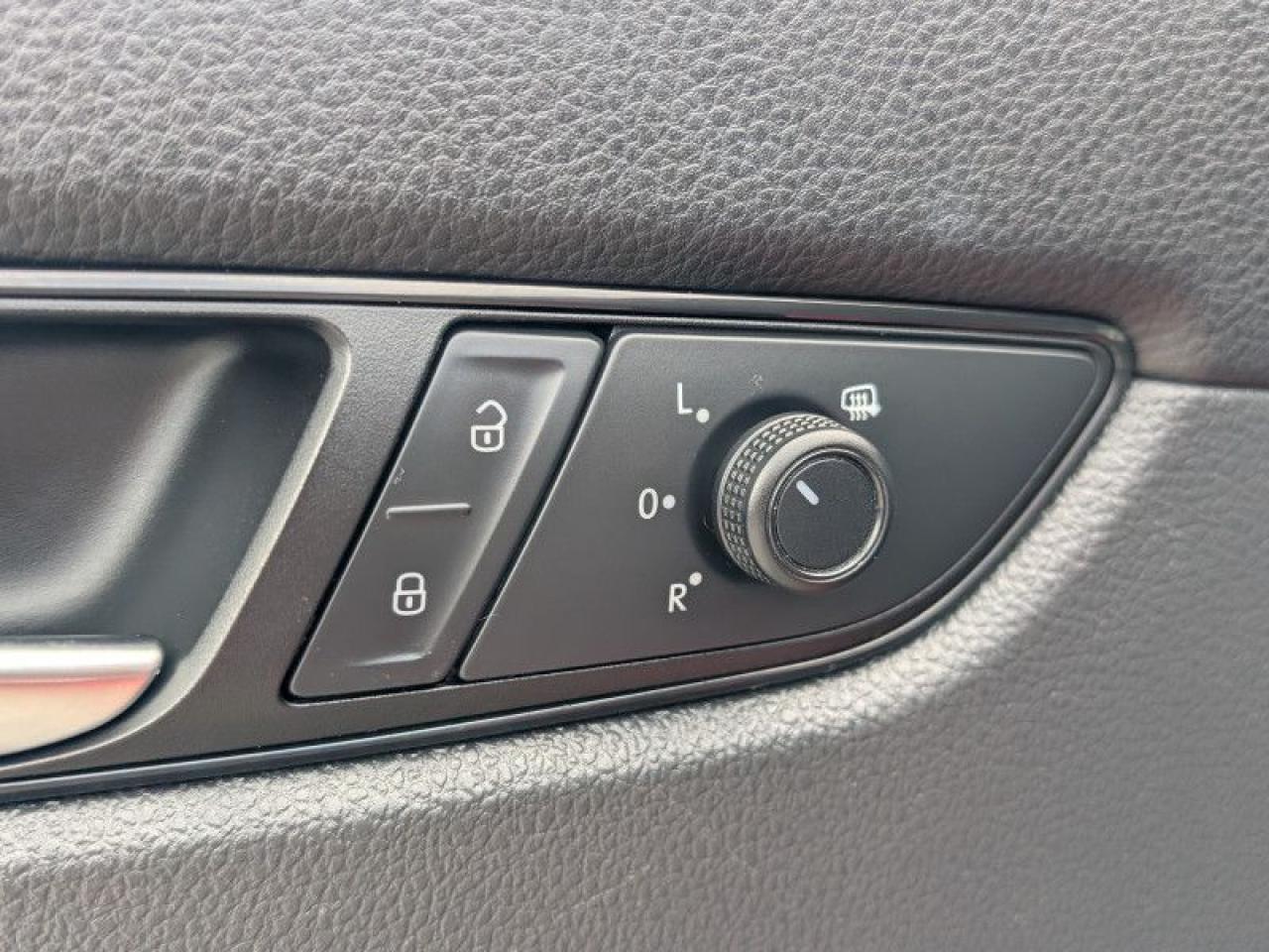 12152226